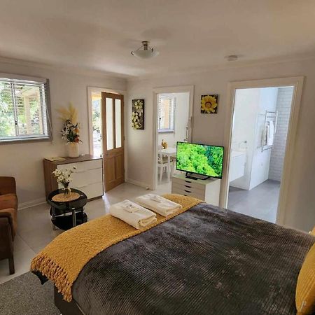 Riesling Trail & Clare Valley Cottages Extérieur photo