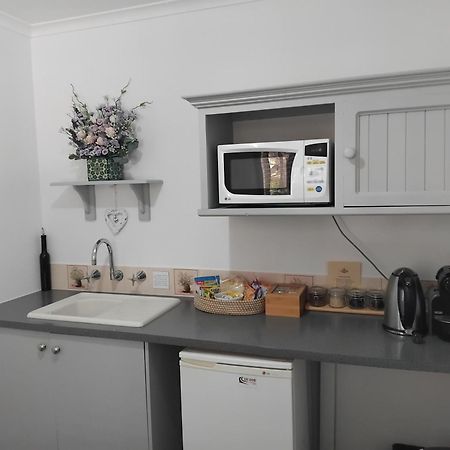 Riesling Trail & Clare Valley Cottages Extérieur photo